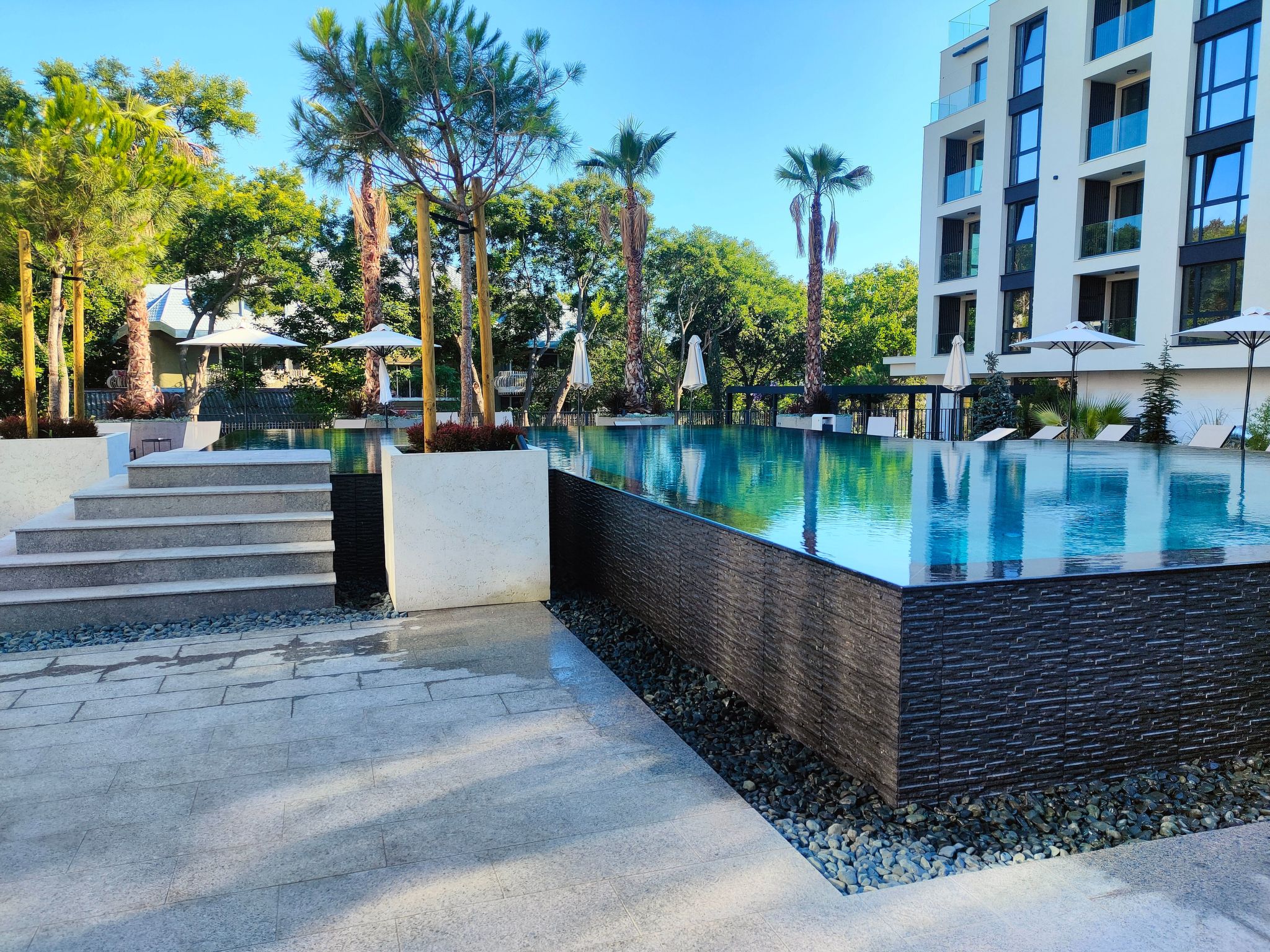 Studio 'Allure Varna' mit Infinity-Pool