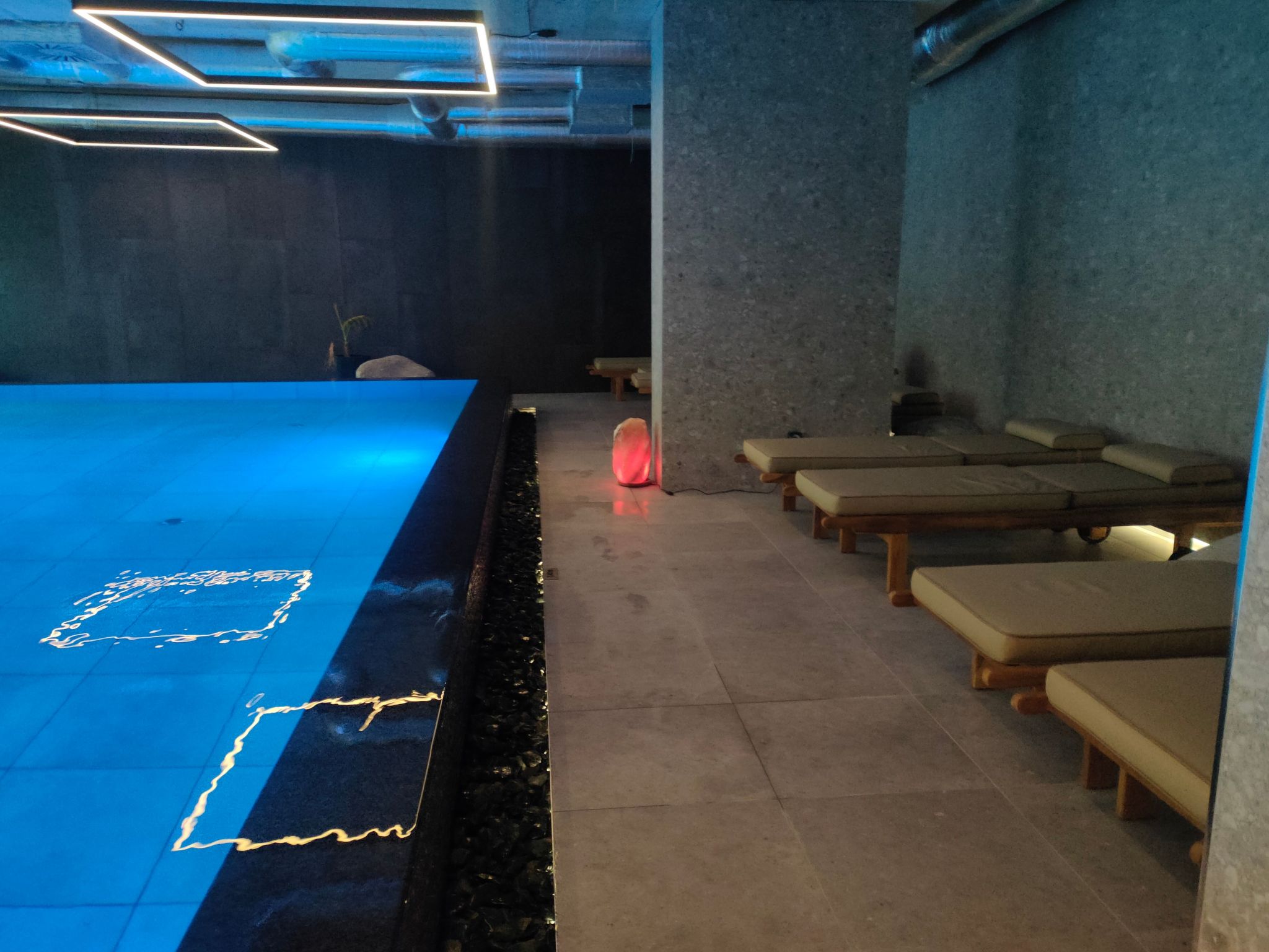 Studio "Allure Varna" mit Infinity-Pool-Binnen