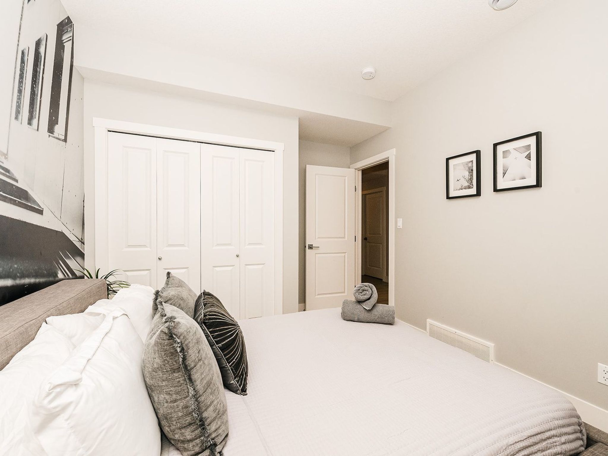 Moderne Suite bij Henday Town Centre – Golf, Ruimte & Nabij Luchthaven - foto 31