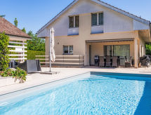 Sfeervolle villa met privézwembad nabij Genève en het meer - thumbnail 1