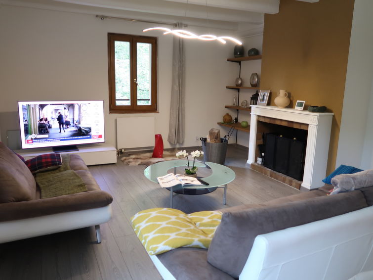 Search and Stay destination Presinge, GE - Switzerland from AU$ 504. L'Avenir