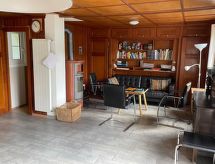 Vrijstaand chalet aan het Meer van Joux met privétuin en meerzicht - thumbnail 2
