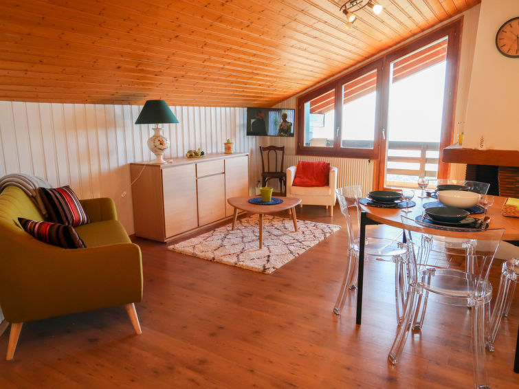 Search and Stay destination Sainte-Croix, VD - Switzerland from AU$ 382. Cassiopée 26