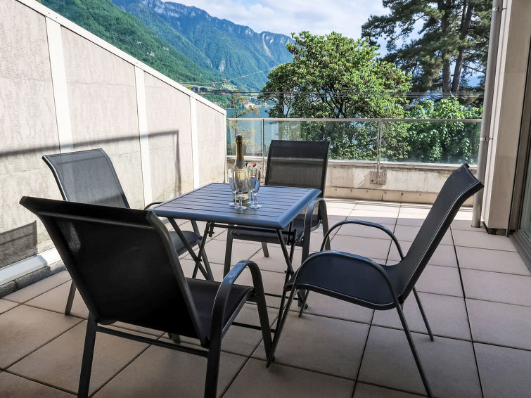 Appartement met verwarmd zwembad in het centrum van Montreux in Montreux