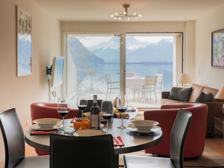 Sauna en luxe in Montreux: Modern appartement nabij Lac Léman in Montreux