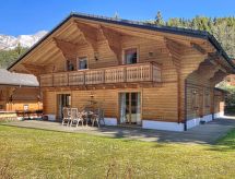 Authentiek chalet op 1.390m met uitzicht op de Alpen Vaudoises - thumbnail 1