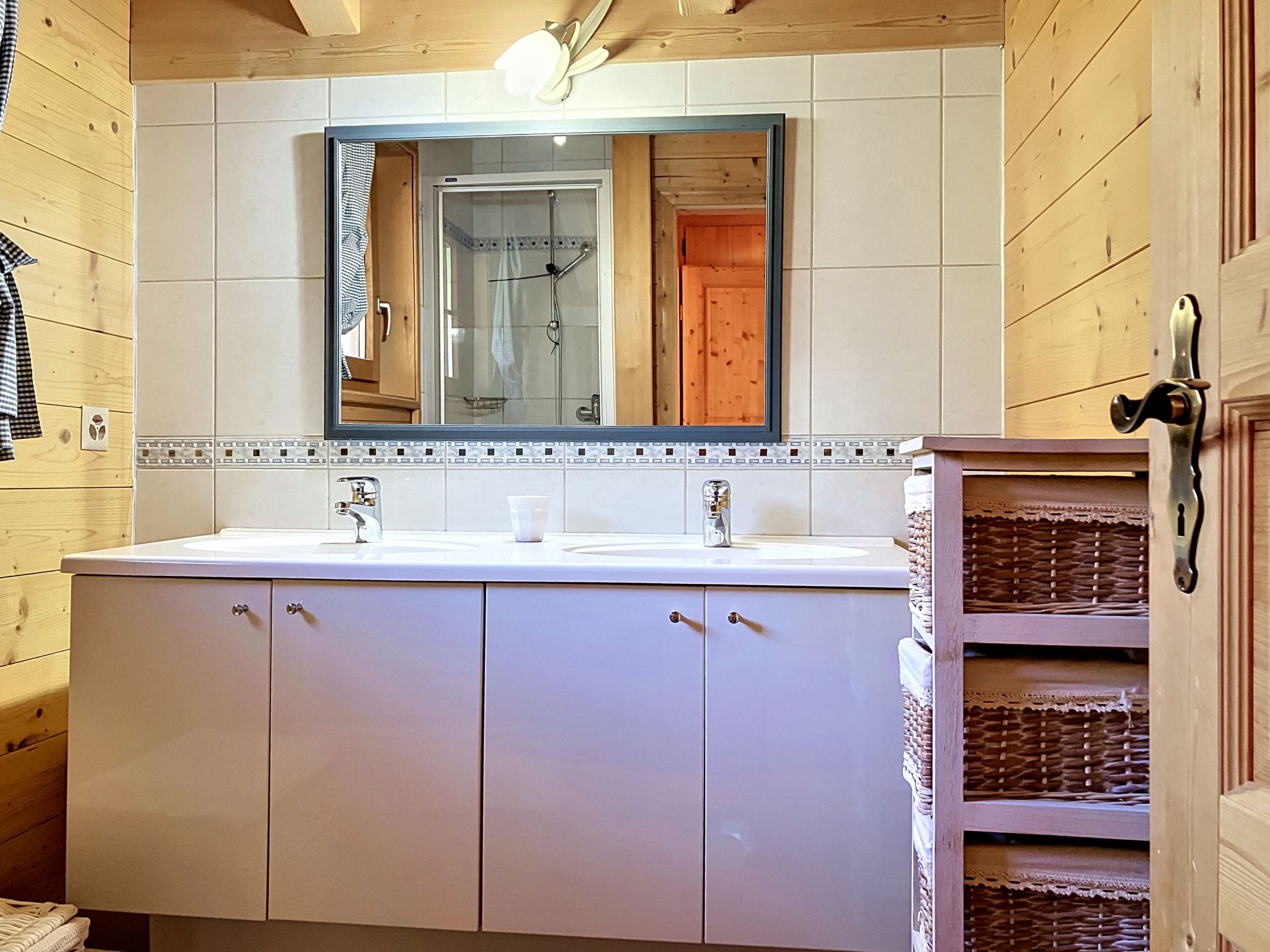 La Suisse Normande - Binnen