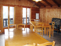 Authentiek groepsverblijf met sauna direct aan de piste in Champéry - thumbnail 3