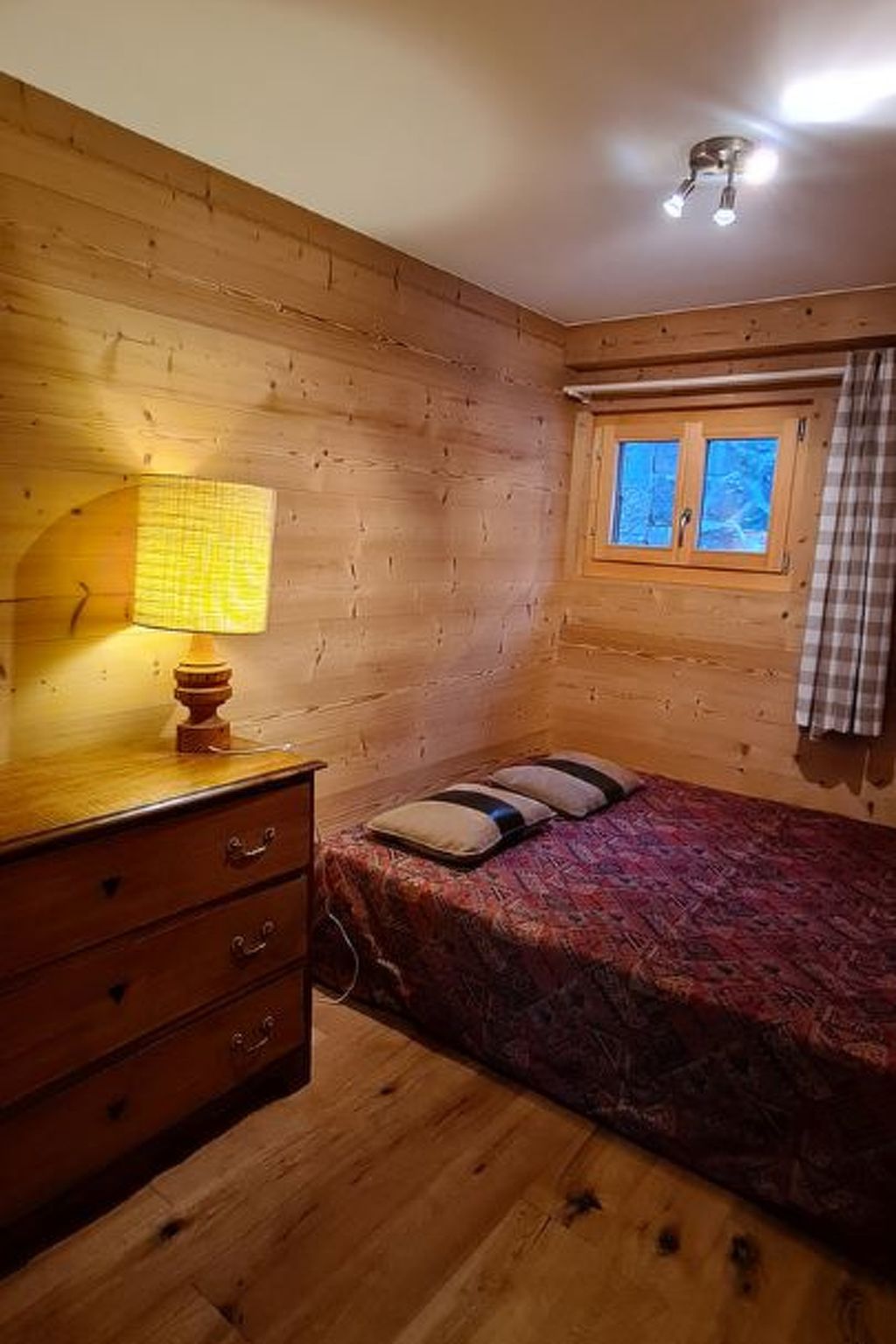 Photo of Chalet Brimborion, (Champery),