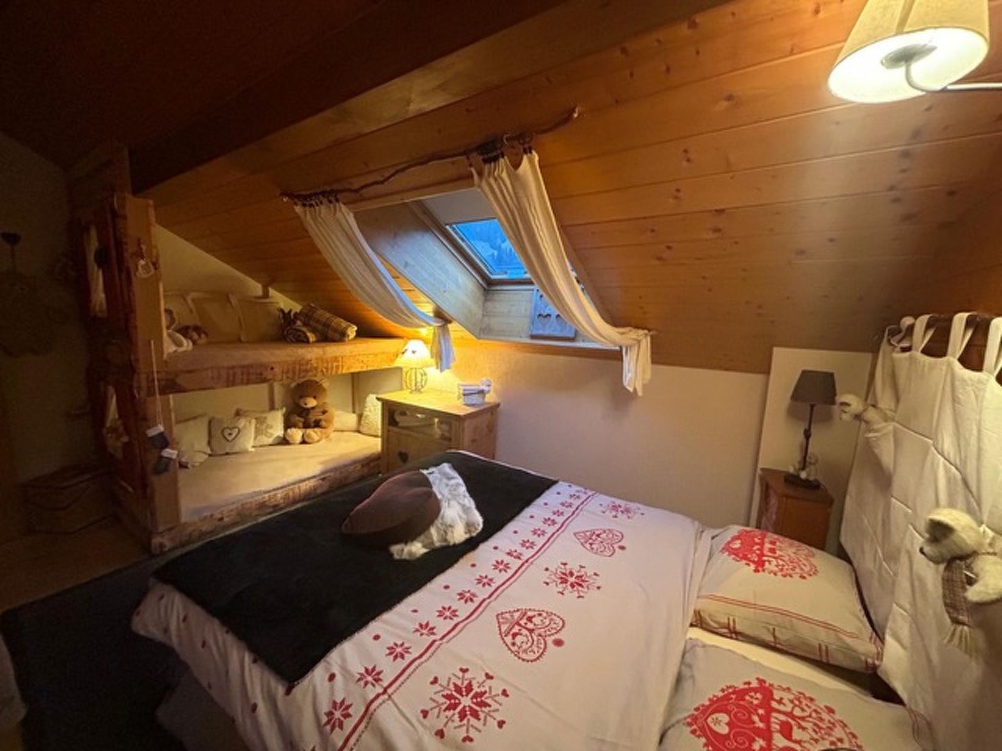 Photo of Chalet l'Eglantine, (Champery),