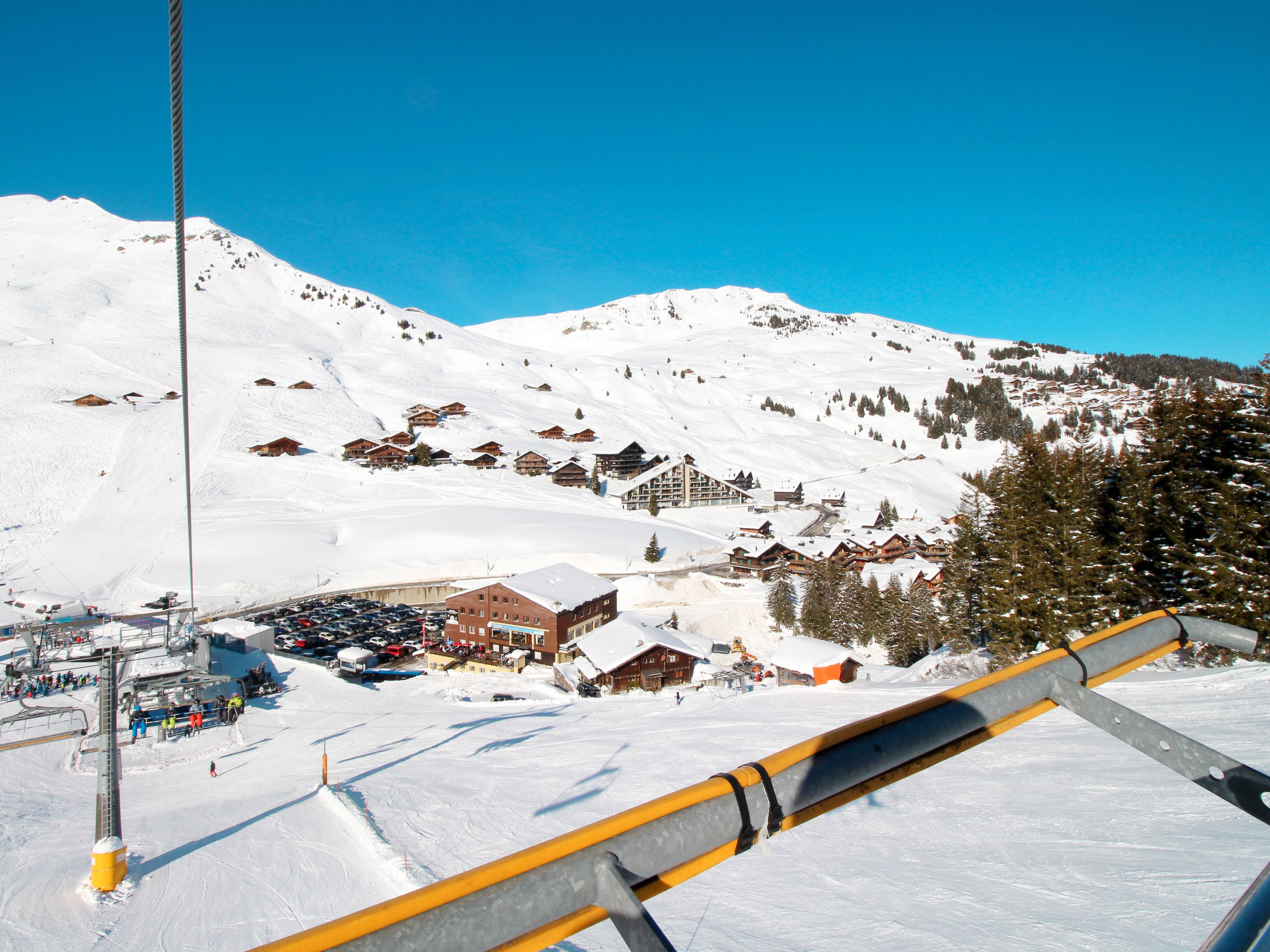 Sundance 5, (Les Crosets), - Area
