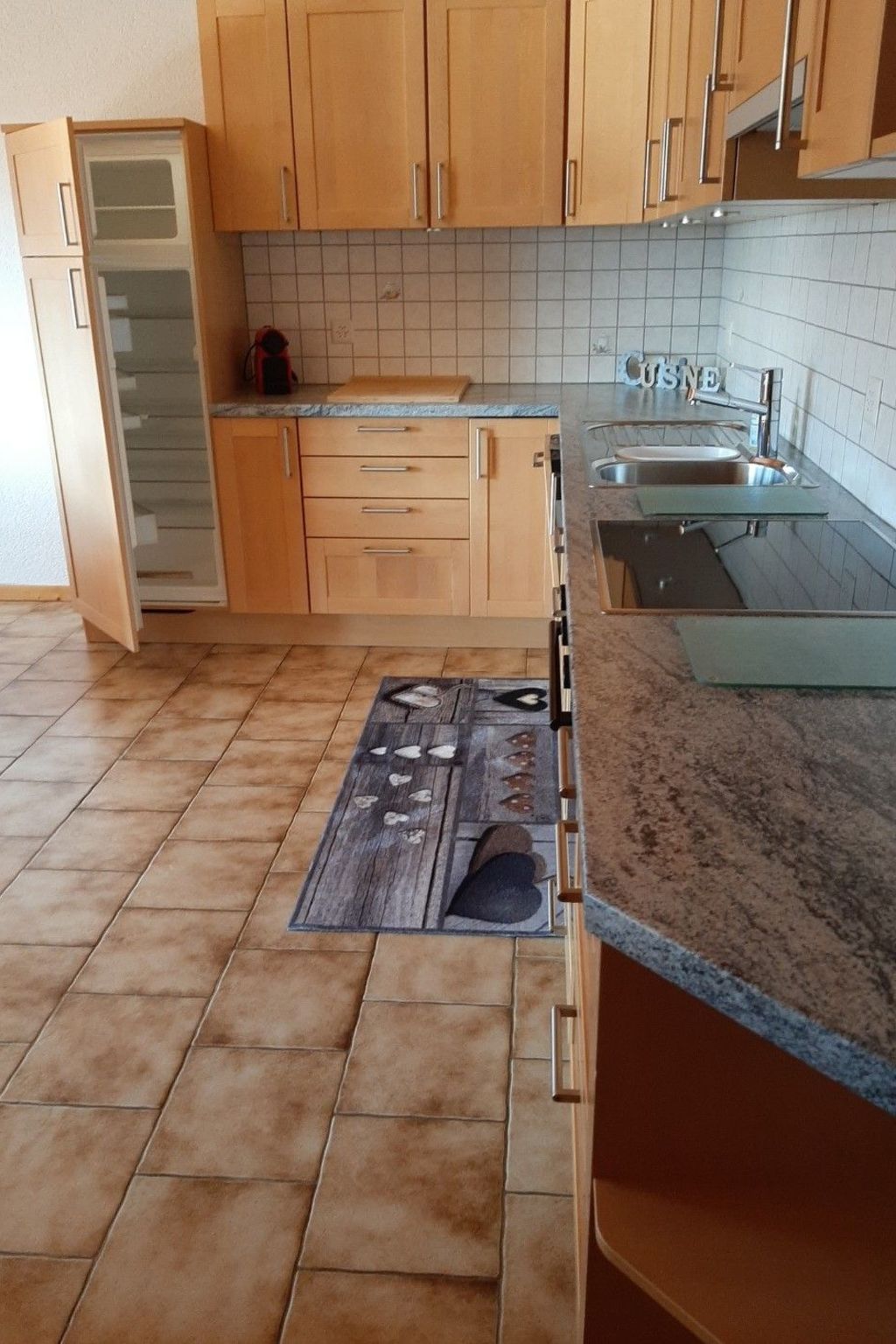 Photo of Oeillet 4, (Champoussin),