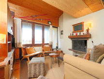 Knusse 4-persoons woning op 25 meter van de piste in Alpe des Chaux - thumbnail 3