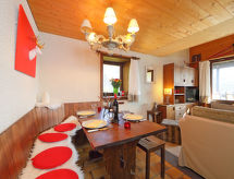 Knusse 4-persoons woning op 25 meter van de piste in Alpe des Chaux - thumbnail 4