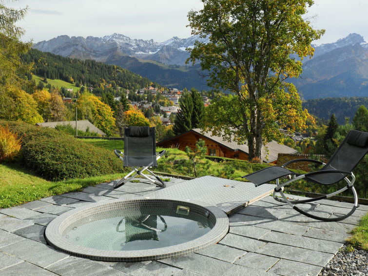 Slide9 - Chalet Maurice