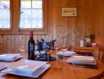Dom Chalet Lorila
