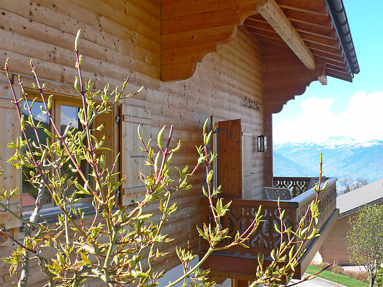 HOLIDAY HOUSE CHALET PETIT ROC