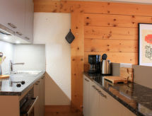 Le Bristol B36: Knus appartement aan de piste in Villars met verwarmd zwembad - thumbnail 2