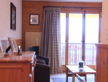 Stijlvol appartement in Villars, direct bij skipiste en centrum - thumbnail 6