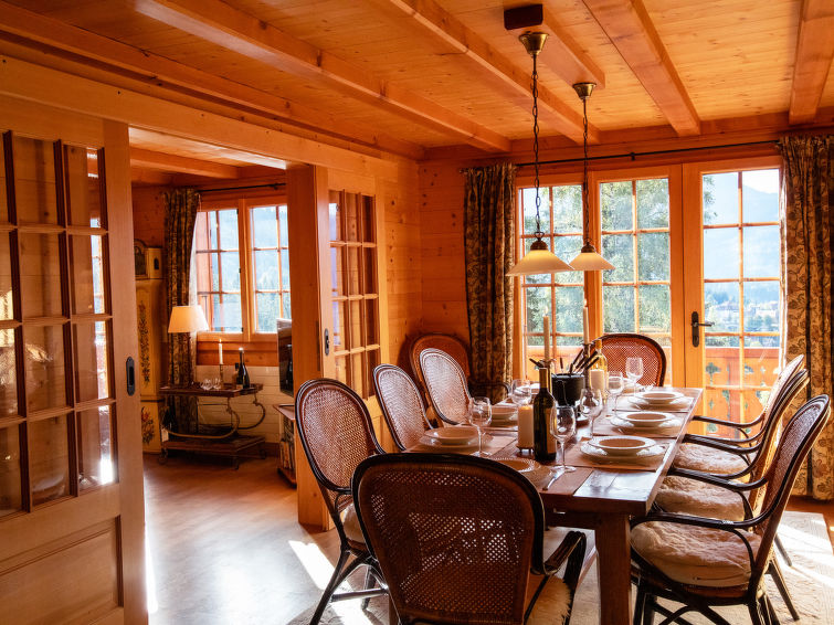 Ruim appartement met open haard en bergzicht in Villars in Villars