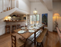 Chalet Elif 5: Luxe familiechalet direct aan de piste in Villars - thumbnail 1