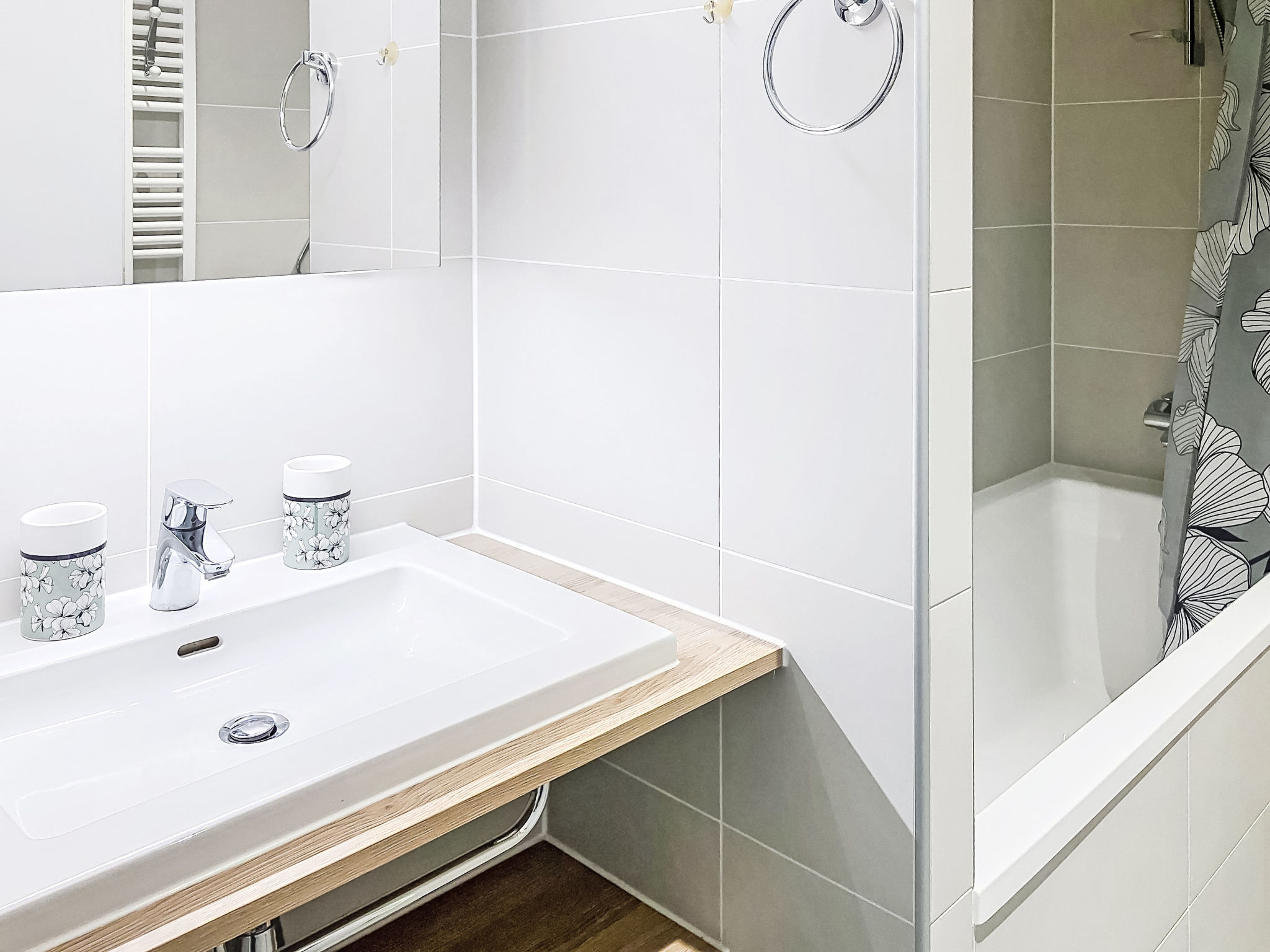 Photo of Les Perles du Lac