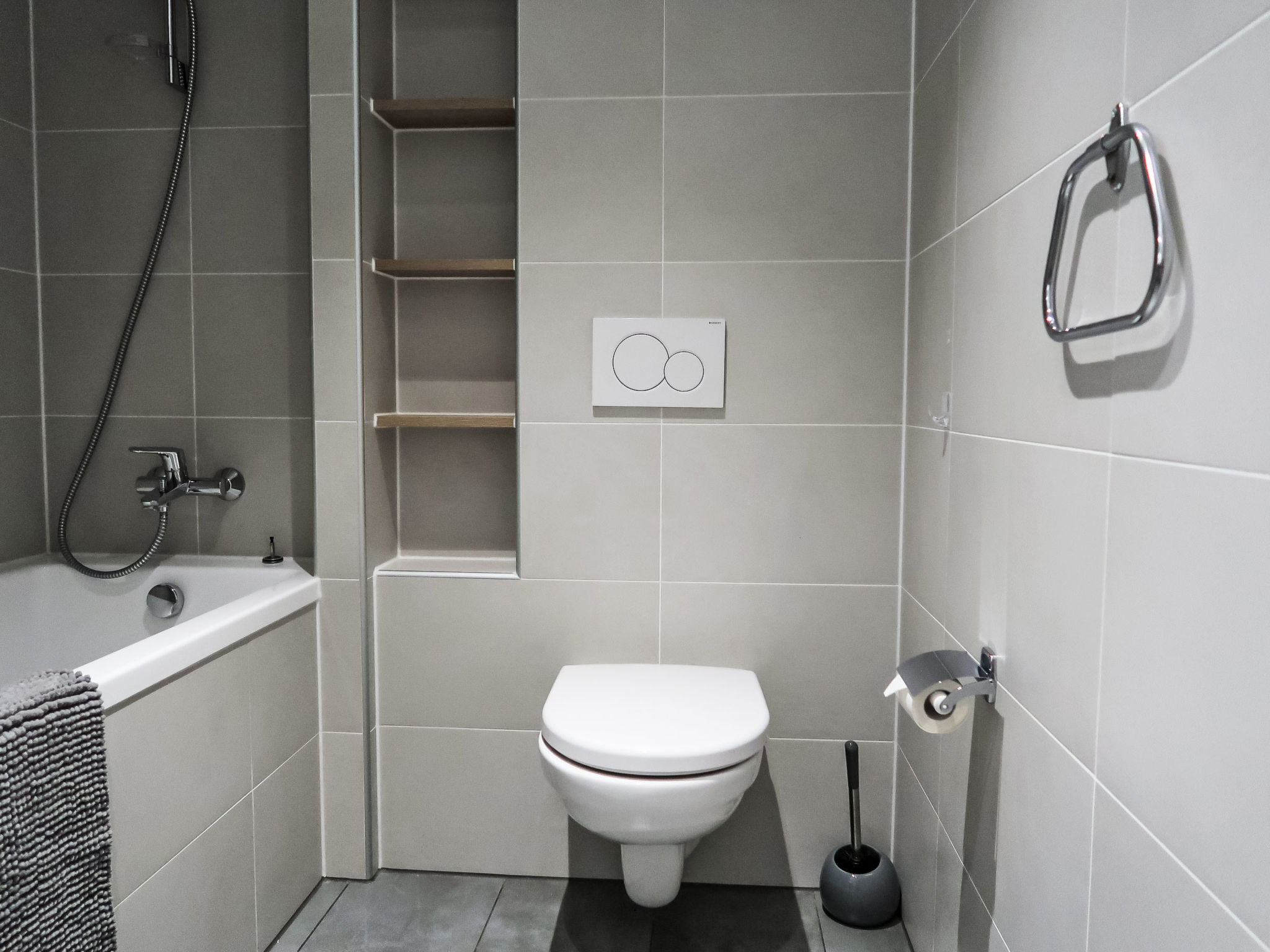 Les Perles du Lac-Binnen