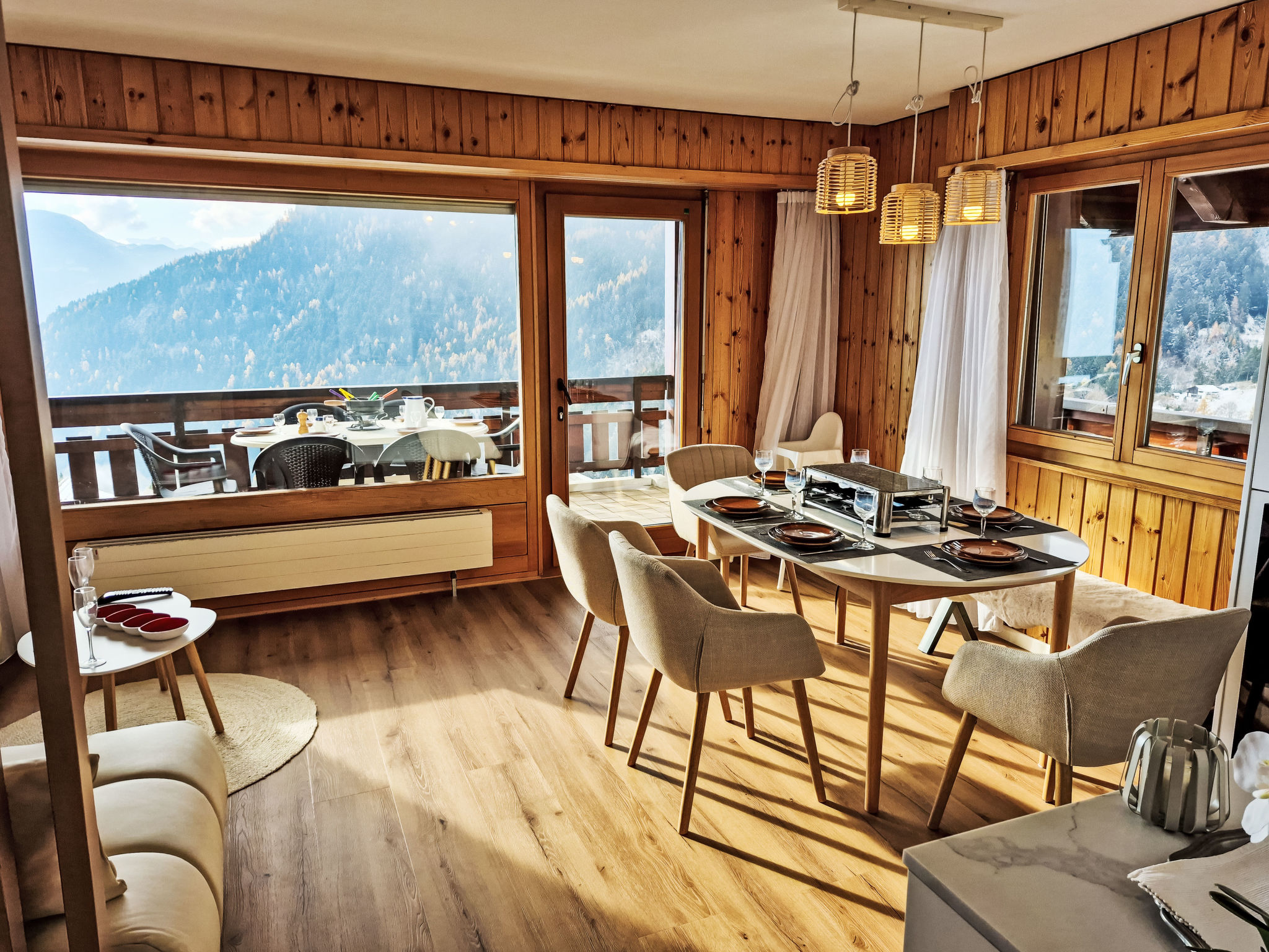 Les Thermalies 202-Dedans