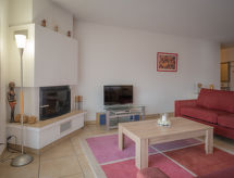 Apartment Rèze 6