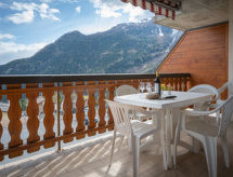 Apartment Rèze 6