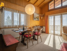 Ruim 6-persoons appartement aan de skipiste met open haard in Ovronnaz - thumbnail 4