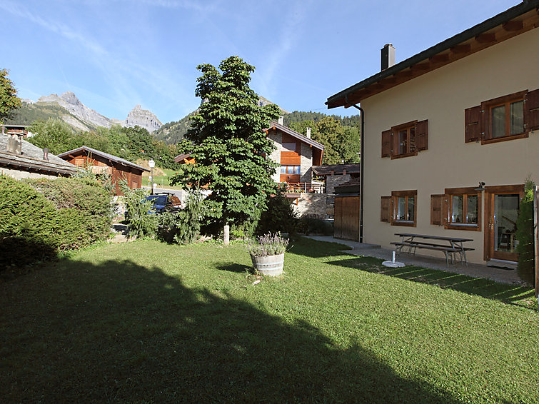 Le Chamois Vert Chalet in Ovronnaz