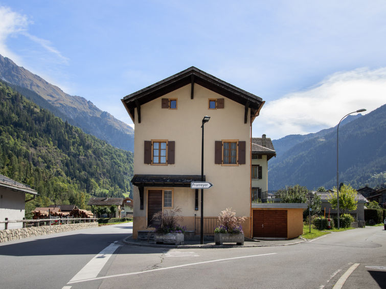 Vakantiehuis met omheinde tuin in Prarreyer (Zwitserland) 1 hond is welkom