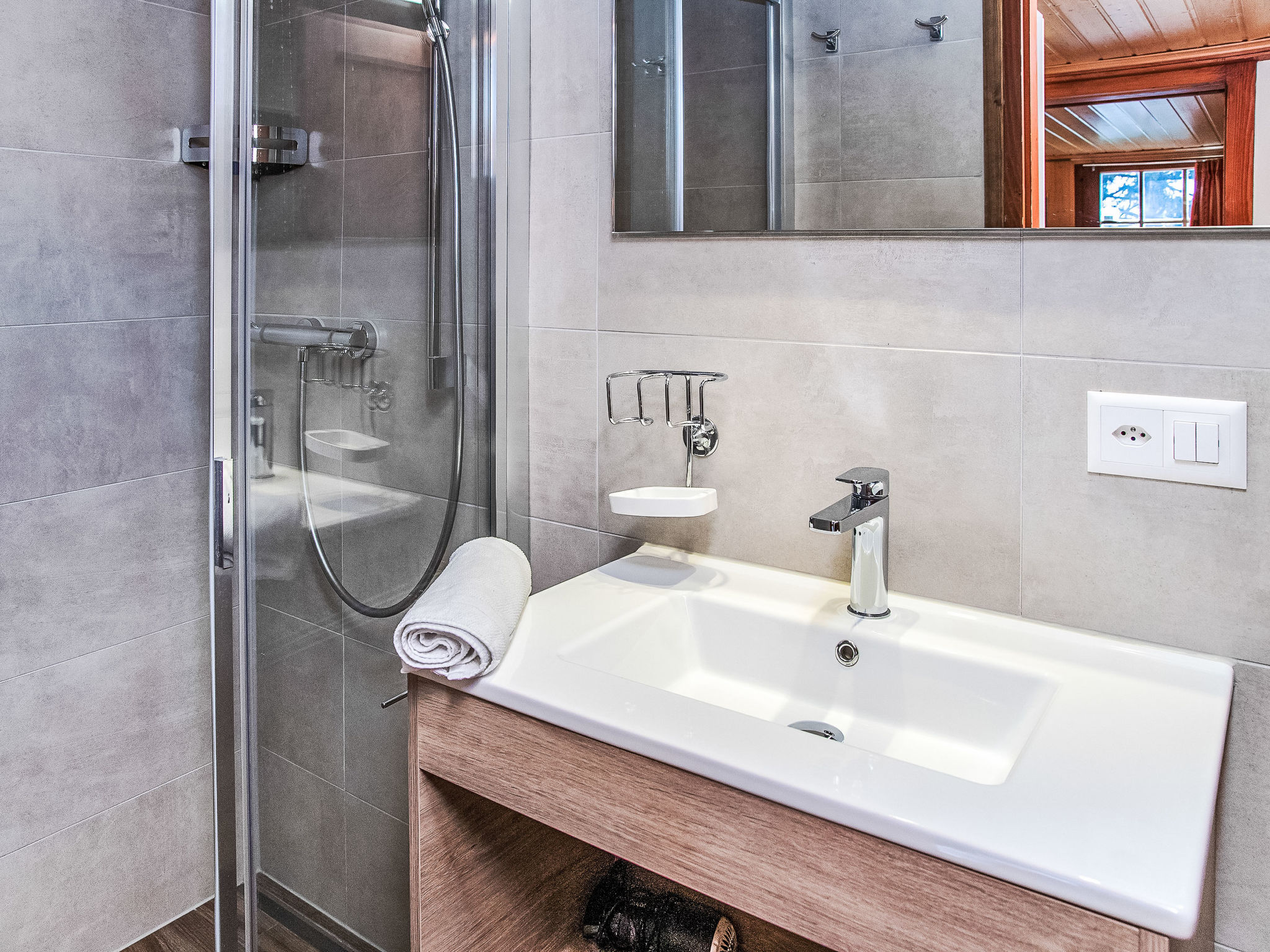 Rousserolles rez gauche-Inside