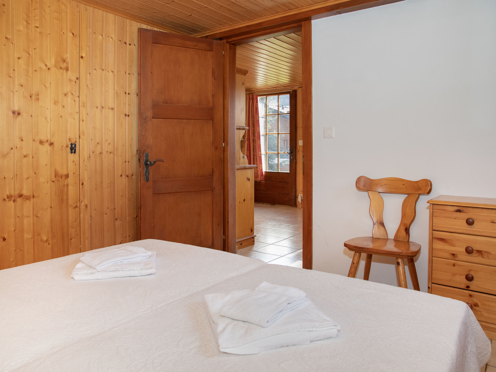 Rousserolles rez gauche-Inside