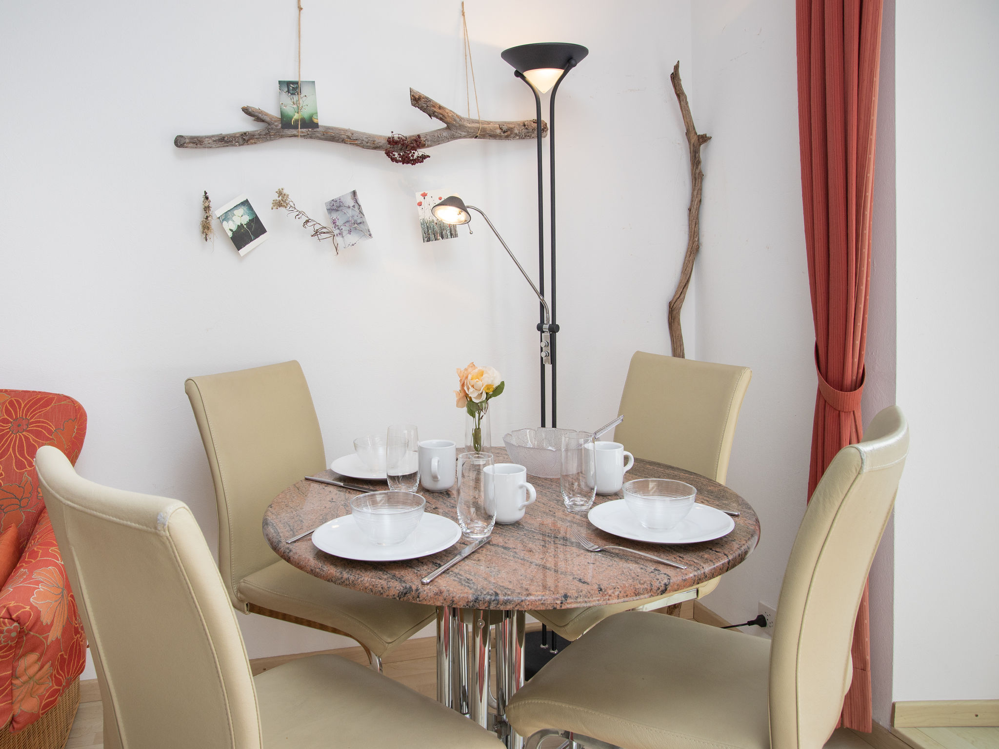 Alpes et Lac 28-Dedans