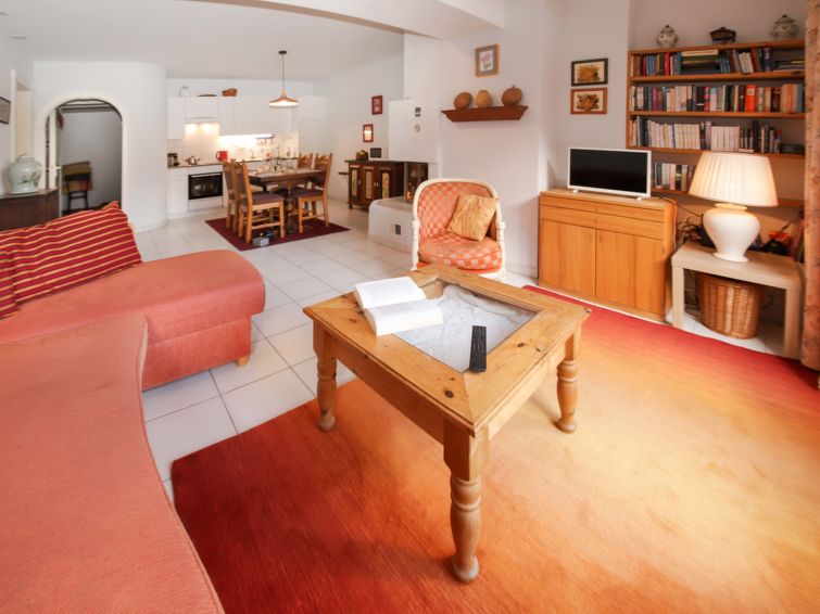 Op 700 m van de piste: appartement met meerzicht in Champex in Champex