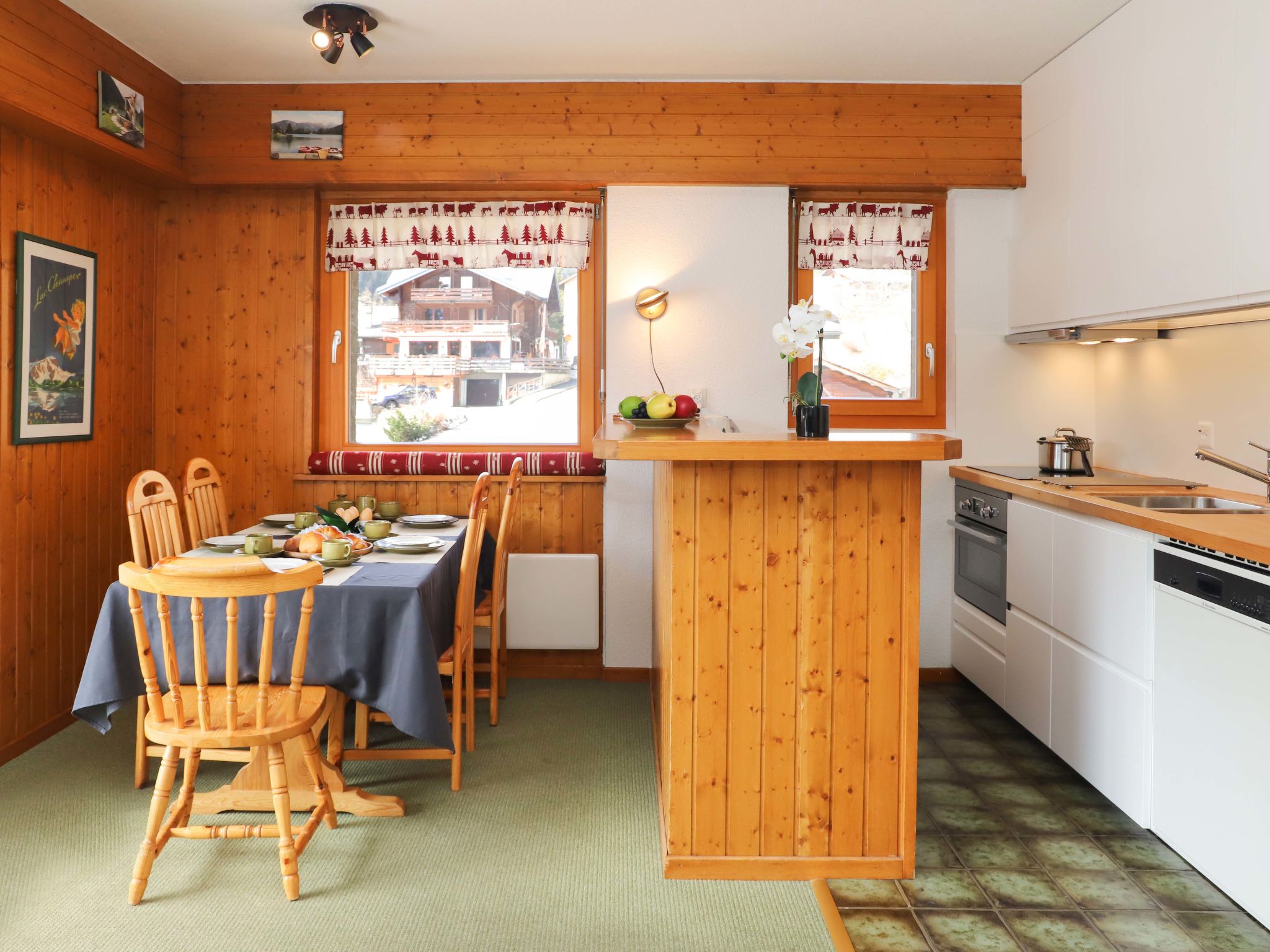 Kitchen / Dining Room