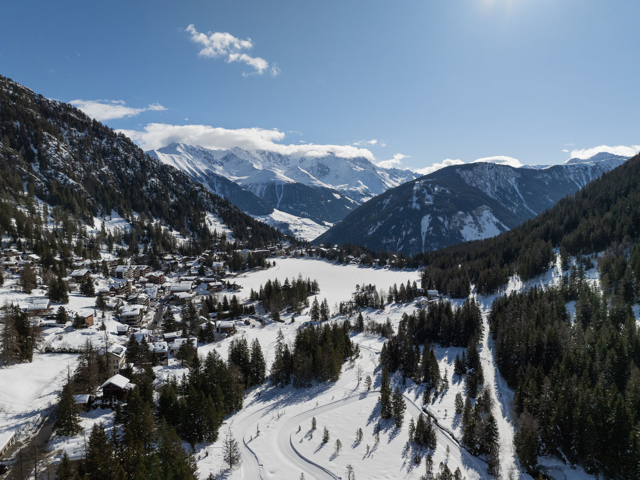 Chalet mit Seeblick, Jacuzzi, Sauna und Garten - Omgeving