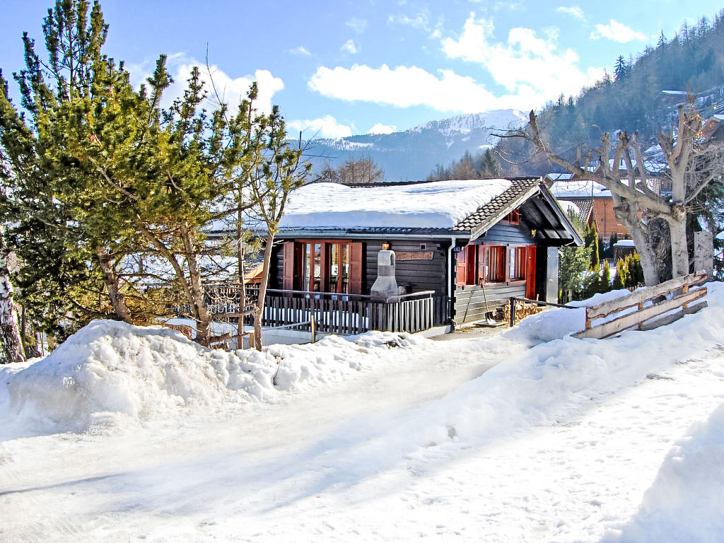 Ferienhaus Sven Heul Ferienhaus in Nendaz