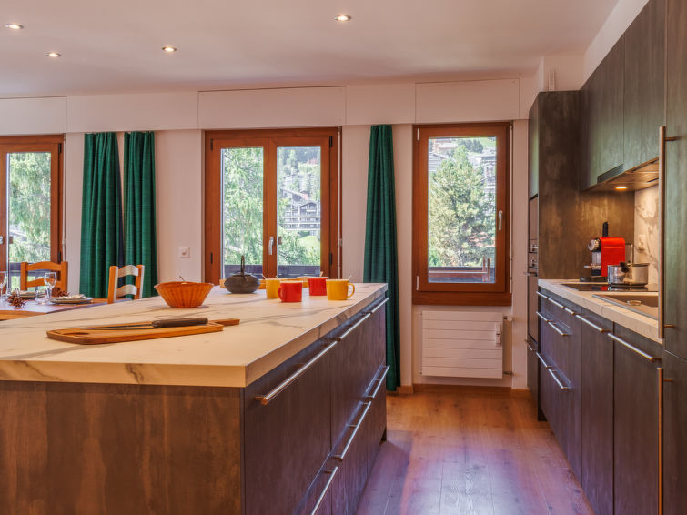 Appartement in Nendaz op 850 m van de piste met bergzicht in Nendaz