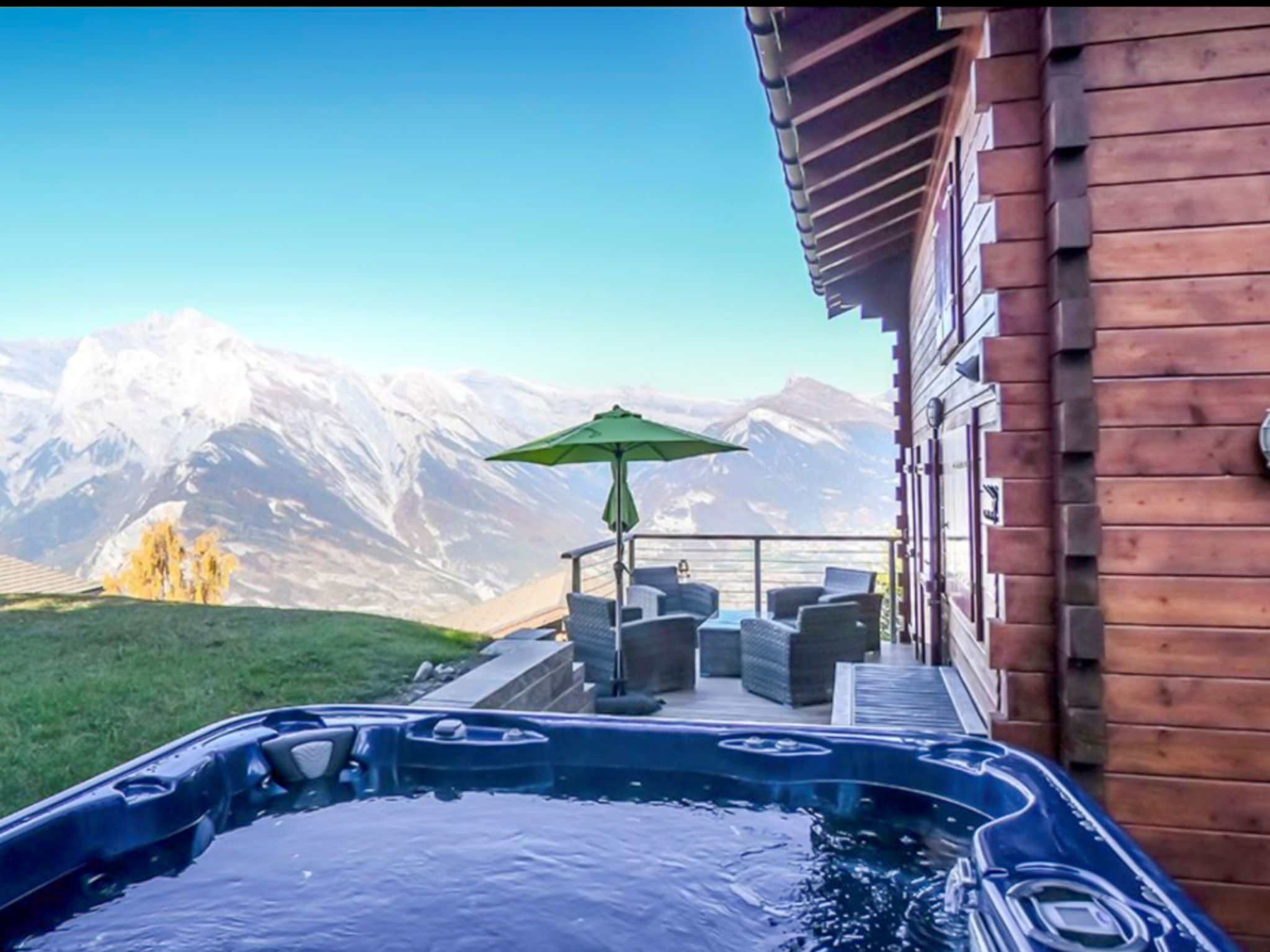 Chalet La Balance 8 – Terrasse, photo 2 sur 64