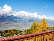 Lomatalo Chalet Boucaro