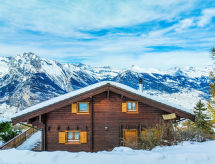 Lomatalo Chalet Boucaro