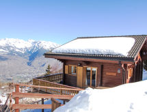Lomatalo Chalet Boucaro