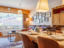 Op 800 m van de piste: Ruim appartement met wellness in Nendaz - thumbnail 1