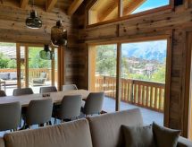 Ruim chalet voor 8 personen aan de skipiste in Nendaz met panoramisch uitzicht - thumbnail 1