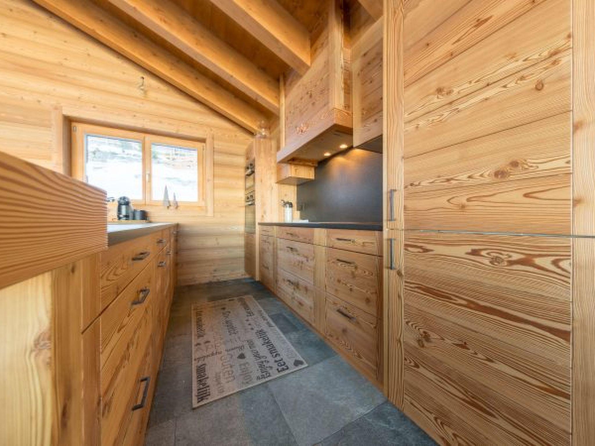 Photo of Chalet Oak Tree amazing, sauna, ski-in/out