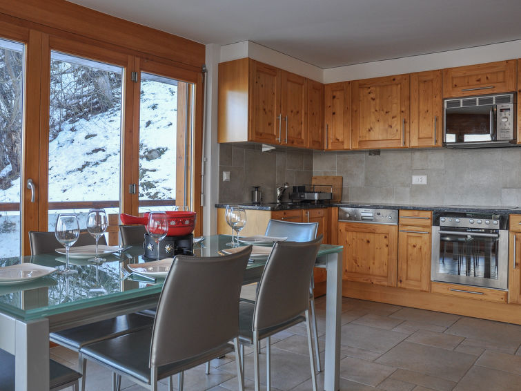 Domaine des Reines A9 Apartment in Nendaz