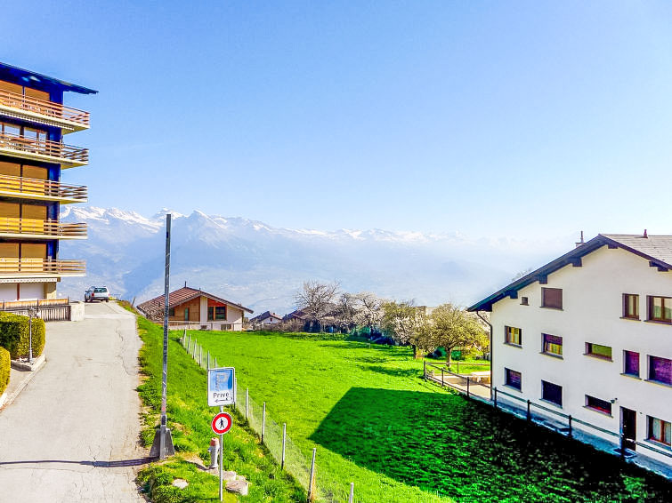 Cerisiers Hrez Apartment in Nendaz